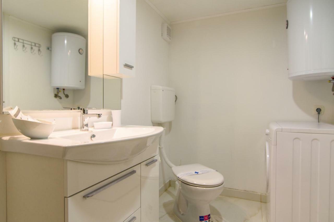 Studio Apartman Rea Trogir Extérieur photo
